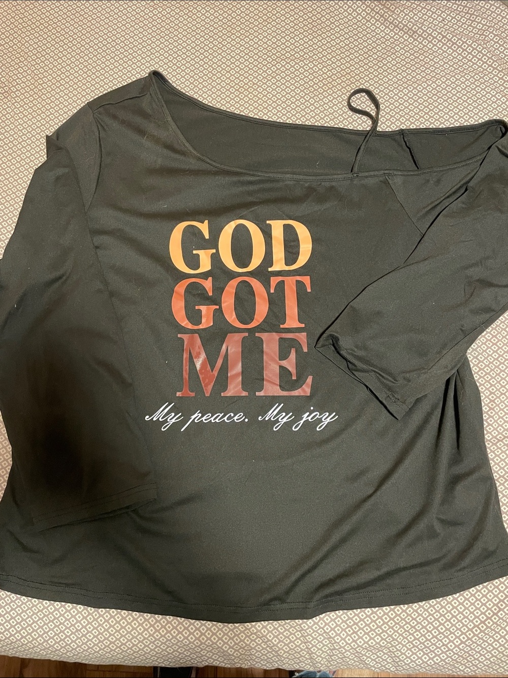 SHEIN Black Long Sleeve Tee with Ombre 'GOD GOT ME' Graphic